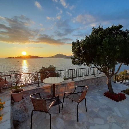 Apartments Mitrovici Milocer Sveti Stefan Bagian luar foto