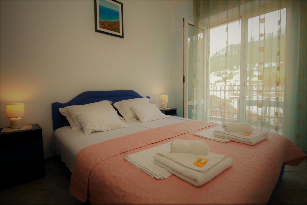 Apartments Mitrovici Milocer Sveti Stefan Bagian luar foto