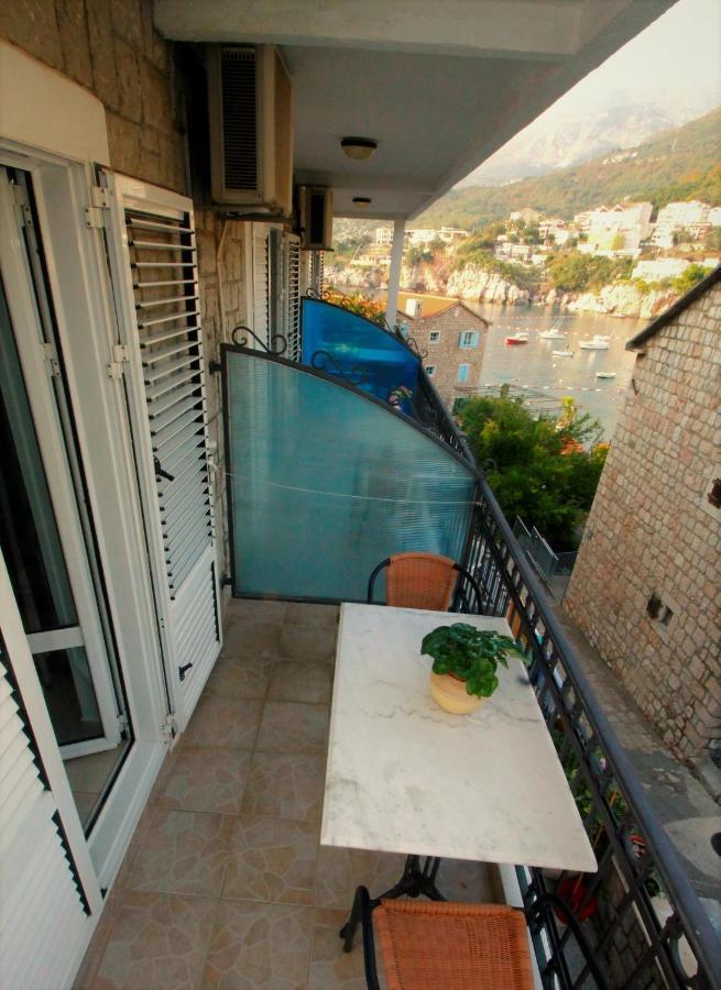 Apartments Mitrovici Milocer Sveti Stefan Bagian luar foto