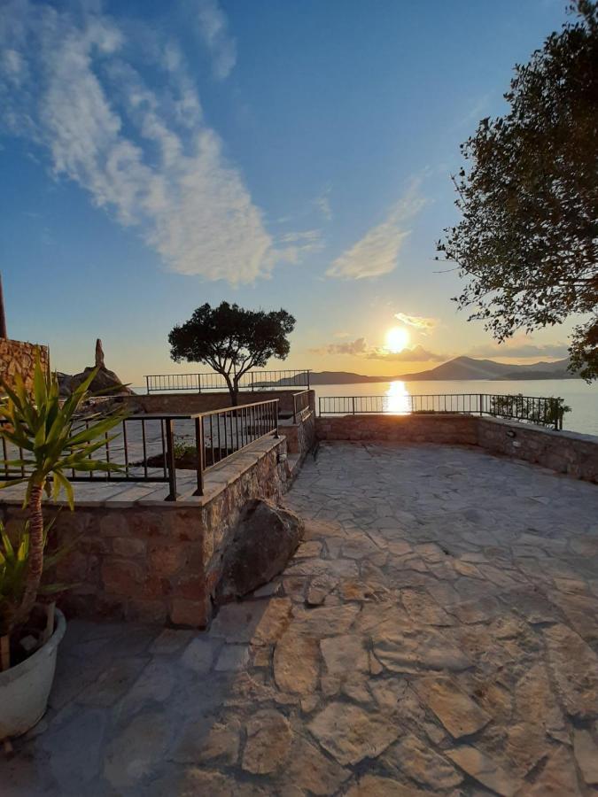 Apartments Mitrovici Milocer Sveti Stefan Bagian luar foto