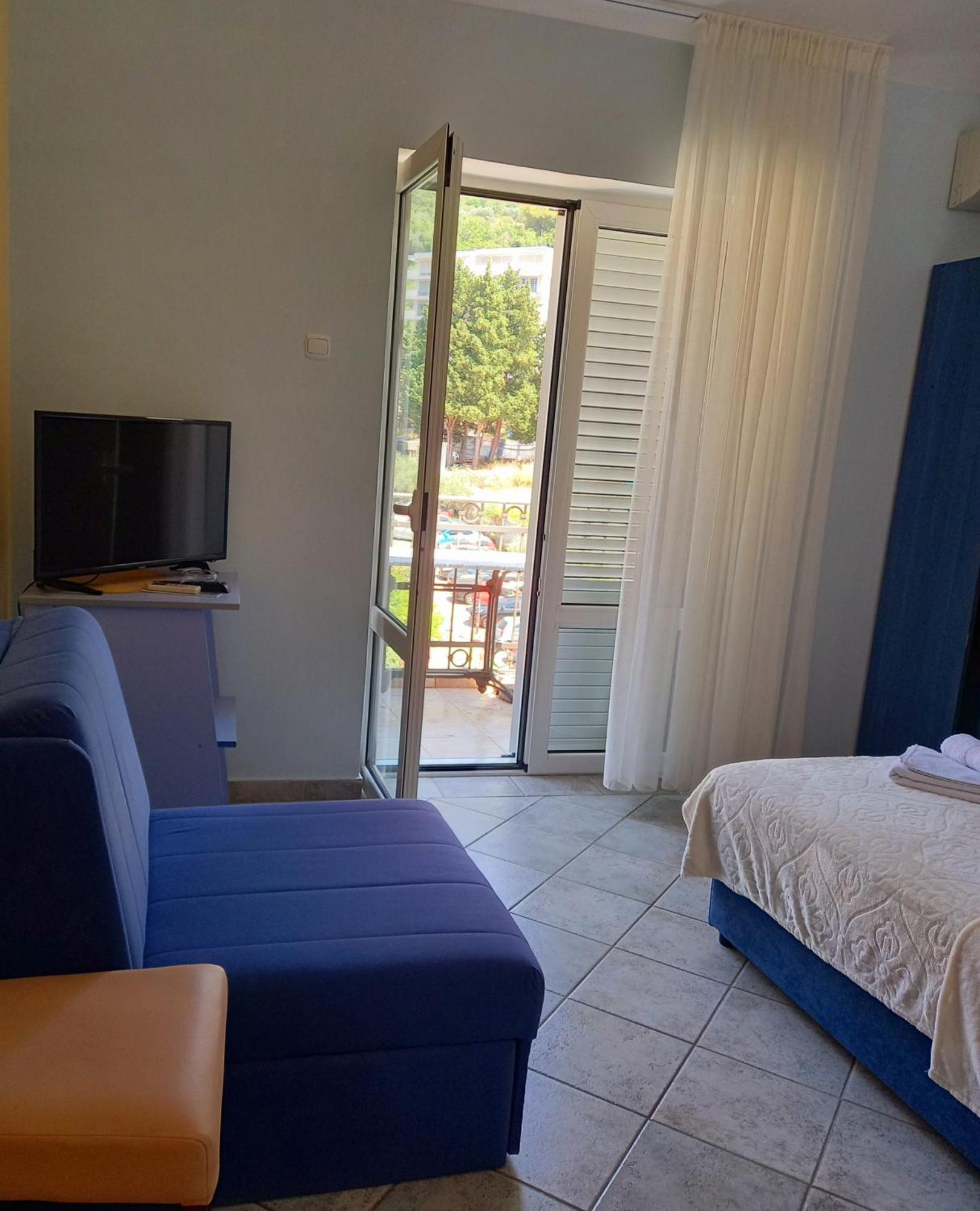 Apartments Mitrovici Milocer Sveti Stefan Bagian luar foto