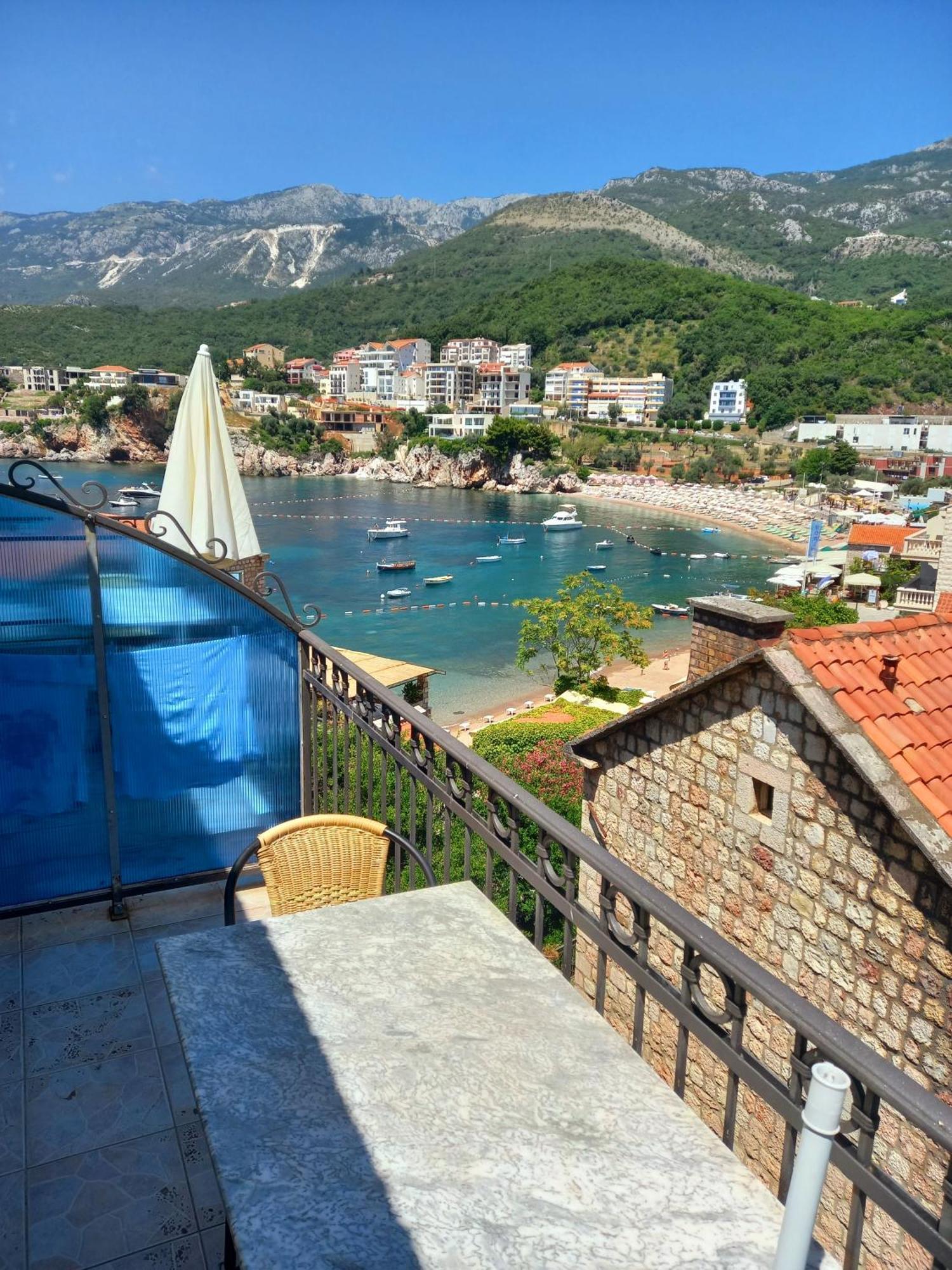 Apartments Mitrovici Milocer Sveti Stefan Bagian luar foto